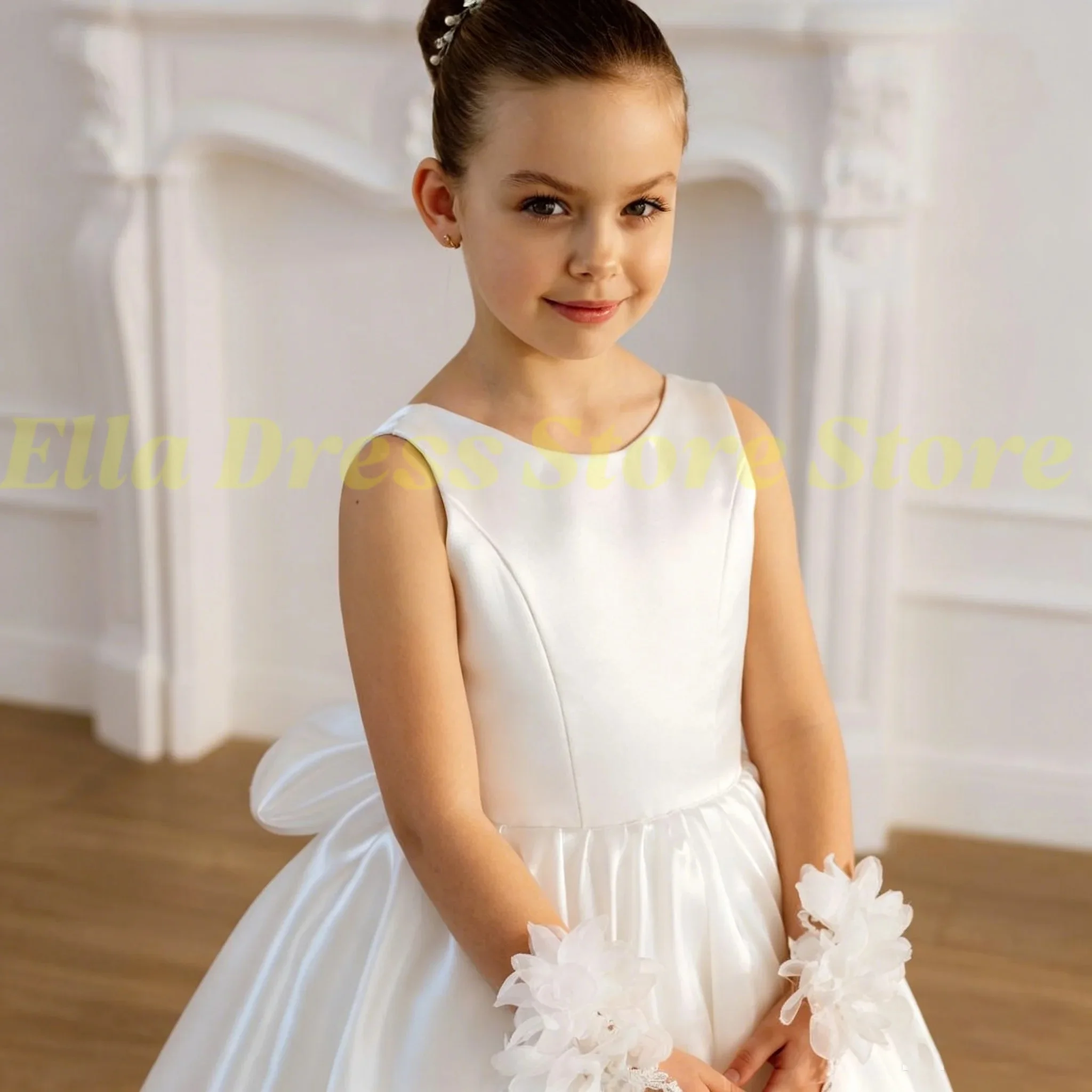 Satin-Kleider für die Erstkommunion für Kinder, ärmellos, mit Umhang, Blumenmädchenkleider mit Schleife für Hochzeit, Geburtstag, Veranstaltung, maßgeschneidert, Großhandel – Detail 4