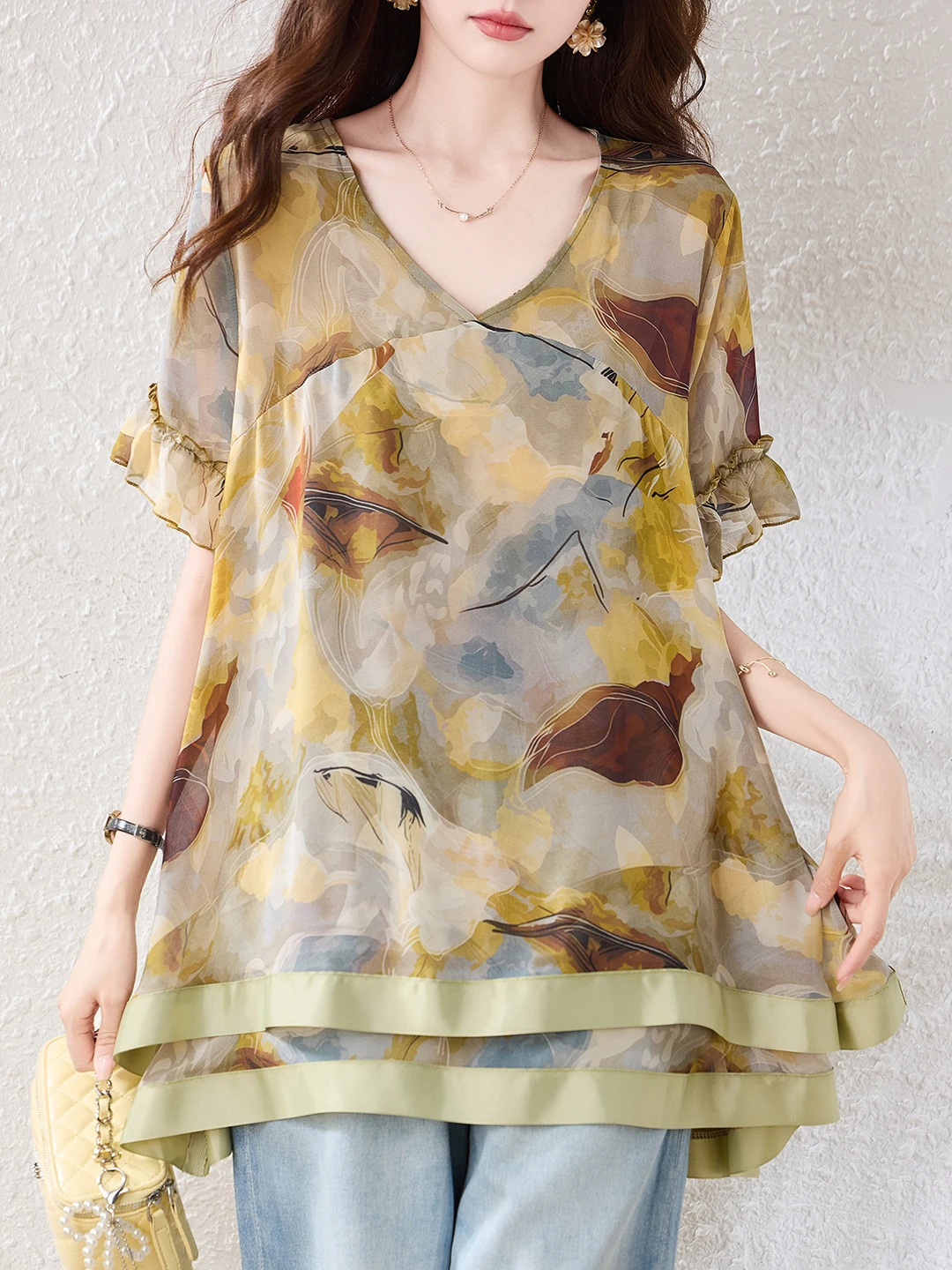 

Floral Print Bell Sleeve T-Shirt Women's Loose Fit Summer Slimming Versatile Mid-Length V-Neck Short Sleeve Casual Style Top