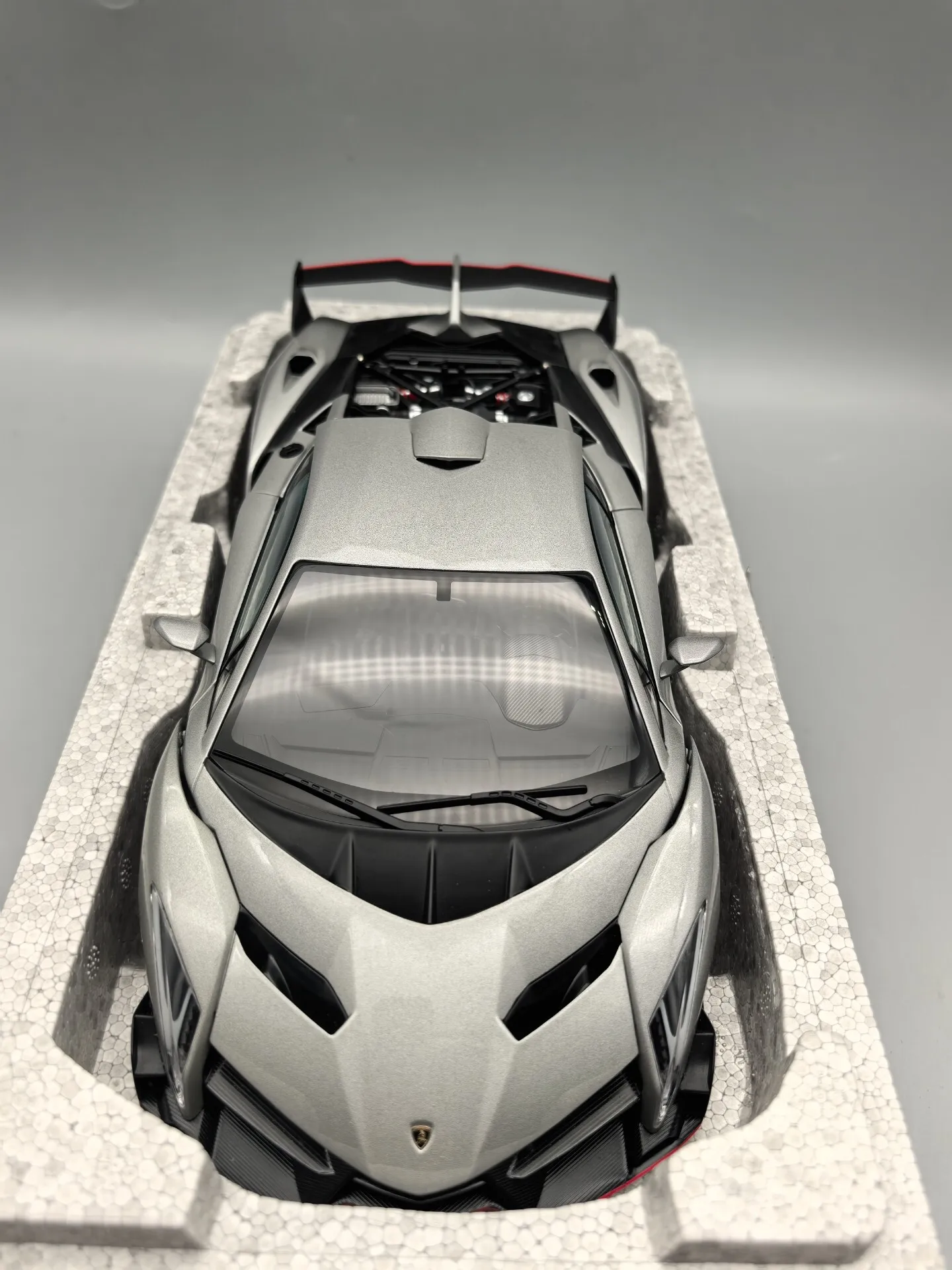 Autoart 1:18 VENENO gris Simulation édition limitée tout ouvert alliage métal statique modèle de voiture jouet cadeau