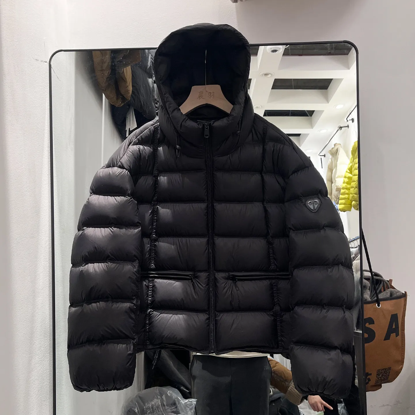 2026 Winter Women's Lightweight Warm Padded Jacket Korean Casual Short Puffer Jacket Woman Zipper Solid Color Hooded Parkas
