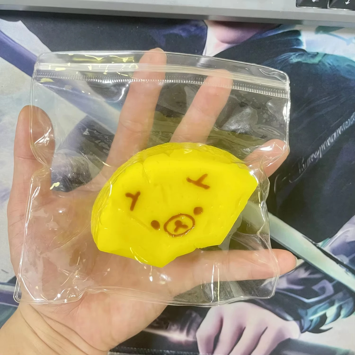 brinquedo-squishy-rilakkuma-em-formato-de-urso-simulacao-de-asmr-fofo-de-feijao-preto-para-apertar-antiestresse-lembrancinhas-de-festa