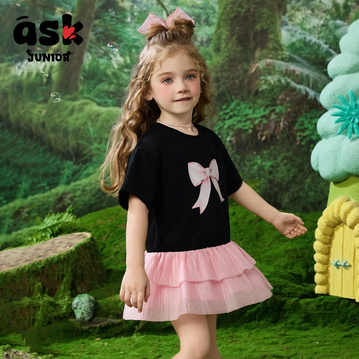 طقم فستان لطيف مكون من قطعتين للفتيات الصغيرات برقبة دائرية وطبعة فيونكة #4