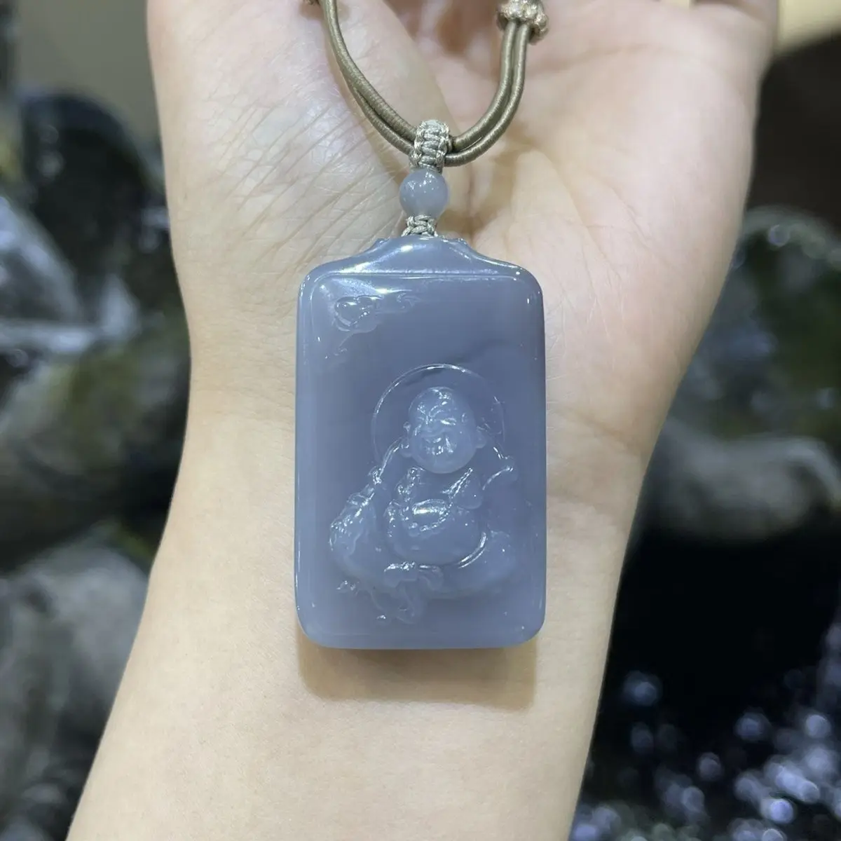 

Natural Hetian Jade Smoke Purple Maitreya Buddha Pendant Women's Ice Moisturized Jade Pendant Laughing Buddha Jade Wear Certific