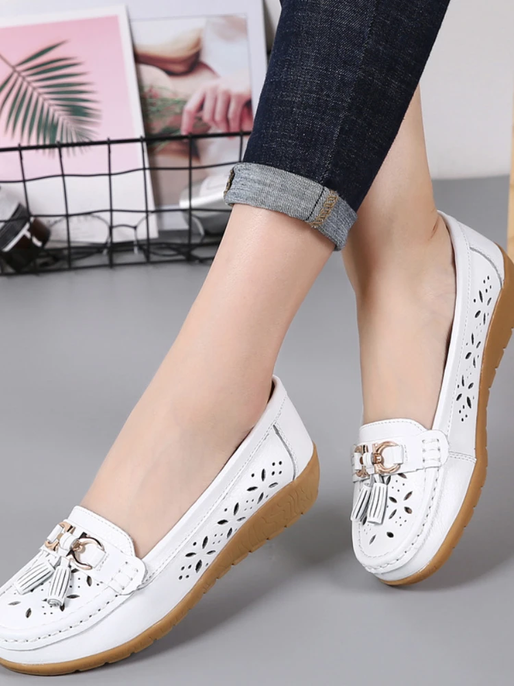 Summer Leather Women\'s Shoes Moccasins Platform Soft Boat Fashion Cutout Flats Casual Low Heel Nurse  Lolita Shoes