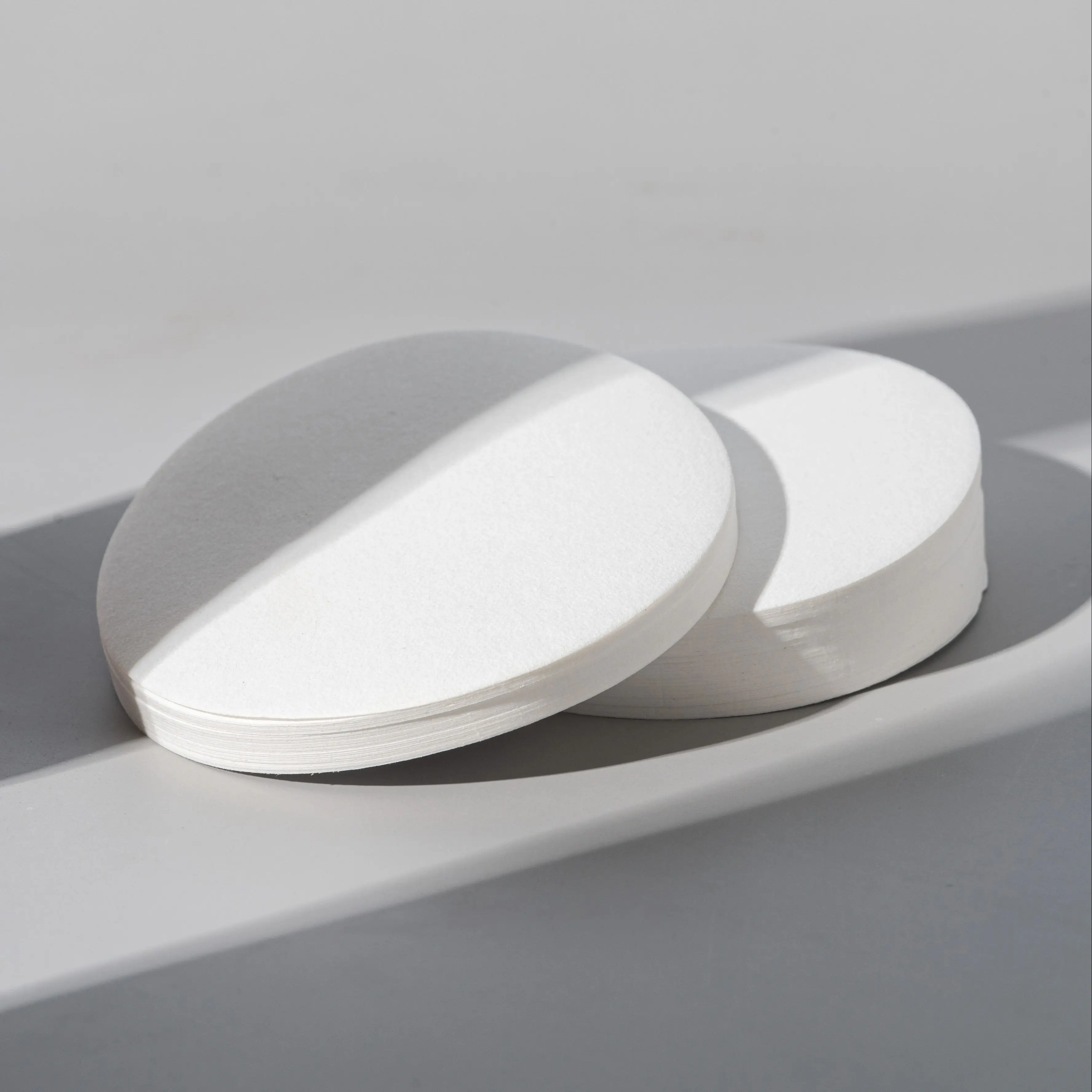 102 Medium Speed Lab Qualitative Cellulose Filter Paper for Laboratory Filtration Lab Filter Paper 100pcs/pack