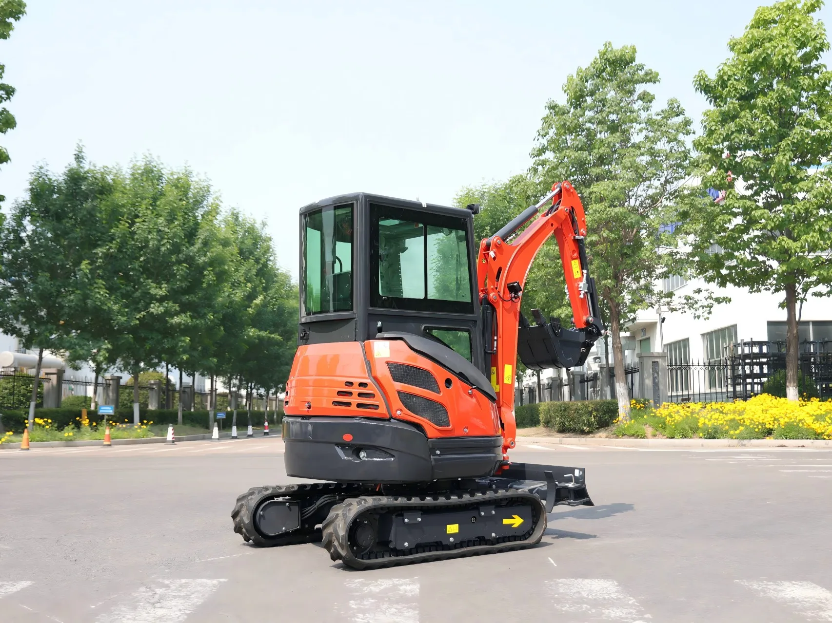 Mini Excavadora de 2 Toneladas/2.5 Toneladas, Envío Gratuito, CE, Mini Bagger, Mini Excavadora con Motor Kubota, Excavadoras Agrícolas Personalizadas, Excavadoras de Jardín