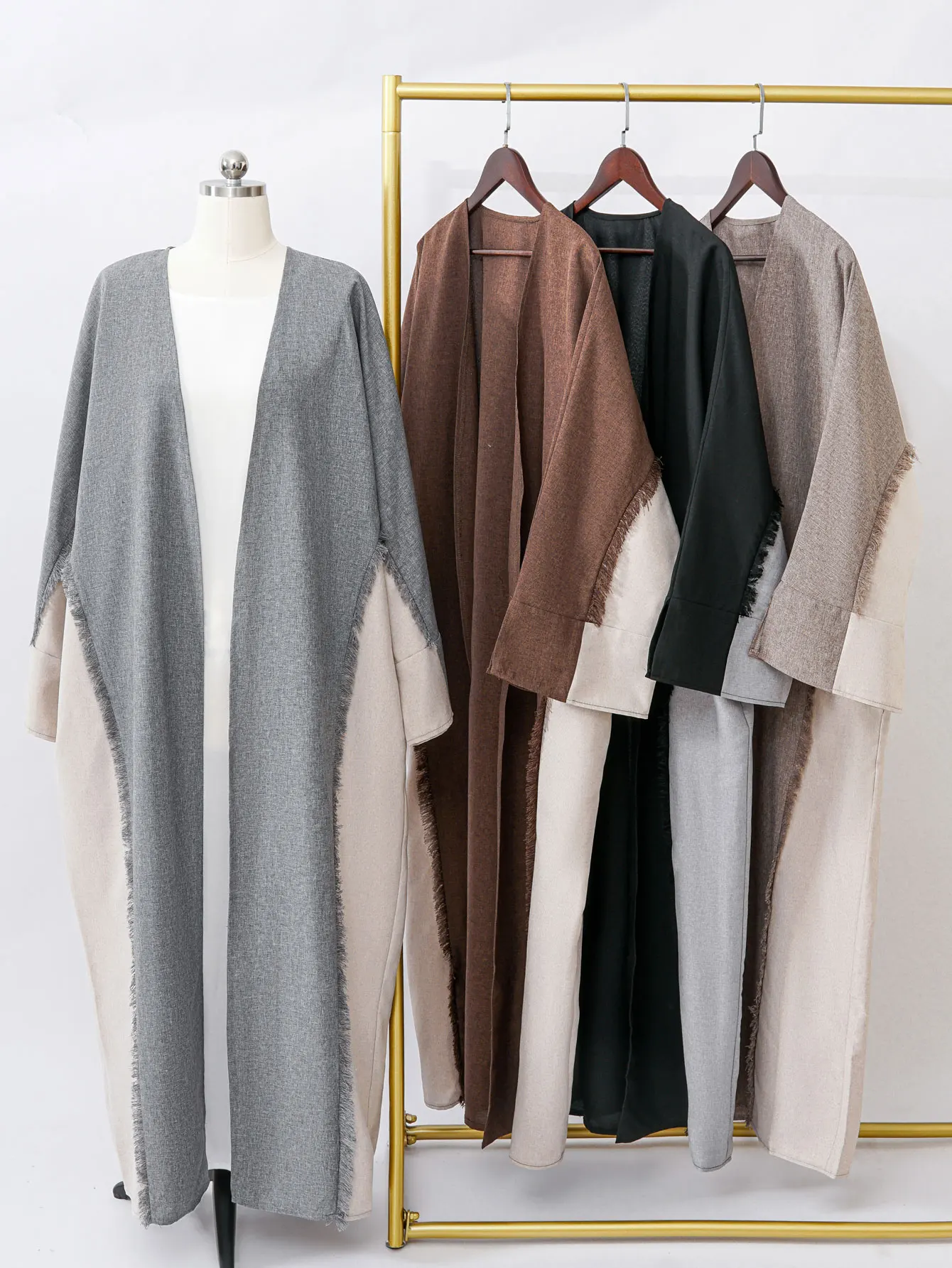 UAE Style Patchwork Muslim Abaya Belted Waist Functional Pockets Ideal for Dubai Inspired Modest Fashion Daily Social Occasions