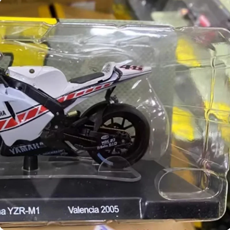 LEO 1:18 Scale Yamaha YZR-M1 Laguna Seca 2005 Motorcycle Alloy
