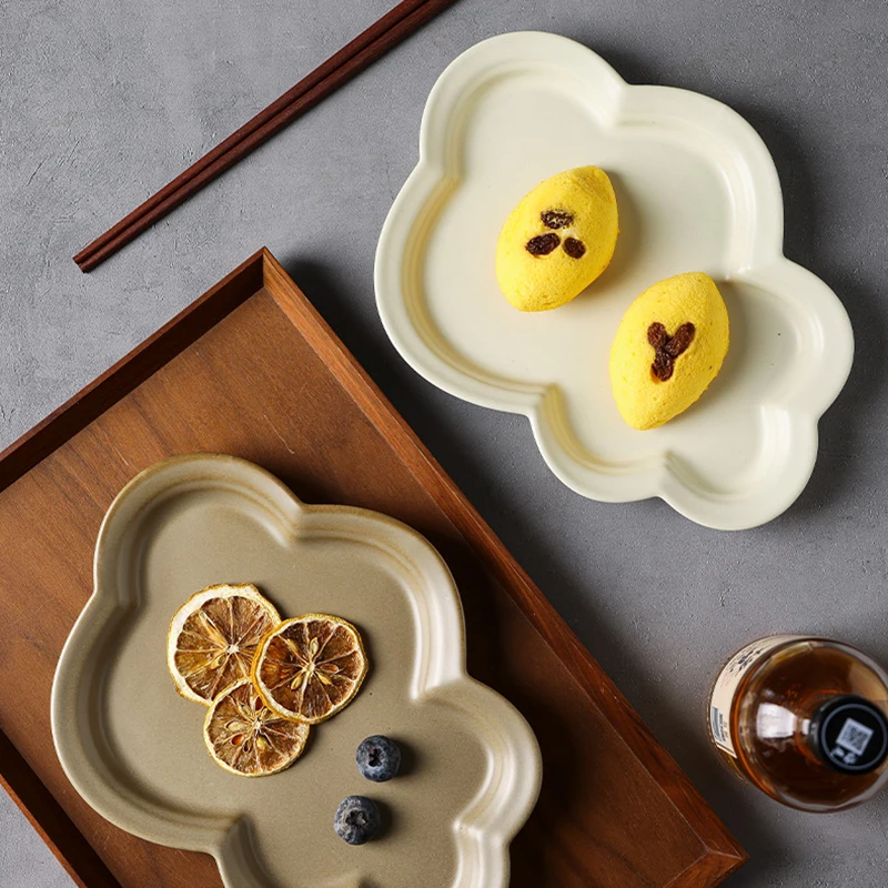 

Japanese Creative Ceramic Tableware Solid Color Dinner Plate Cloud Plate Household Dessert Plate Western Food Dim Sum Plate