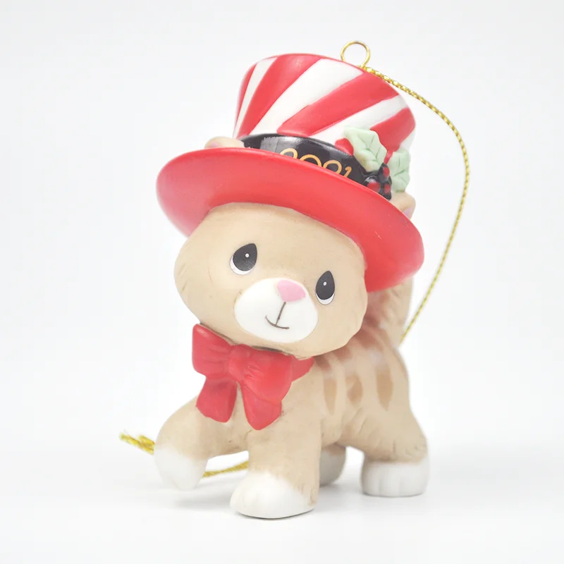 Christmas Decoration Precious Moments Ceramic Cute Cat Figurine Home Room Decoration Gift Ornament Christmas Tree Pendant