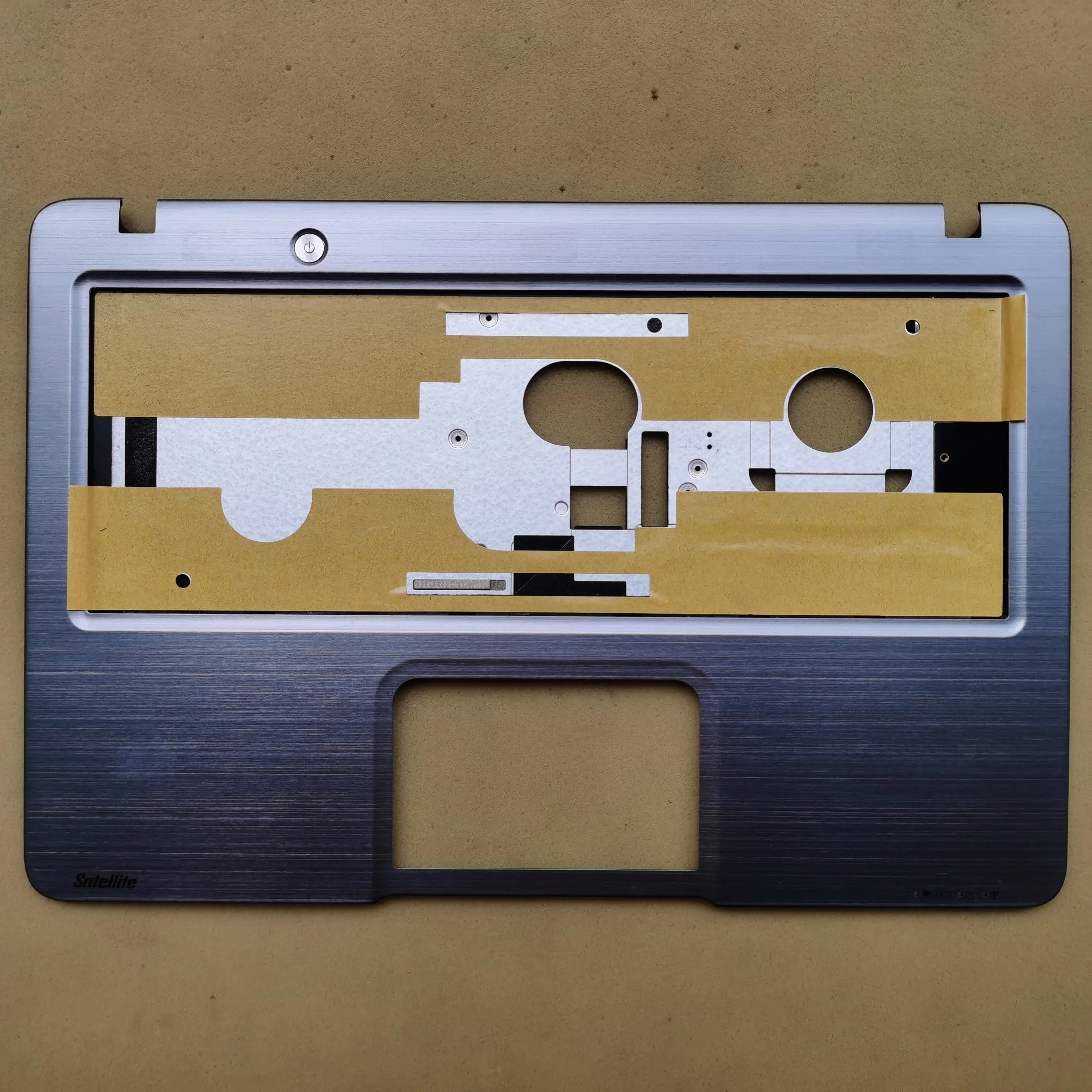 

New laptop for Toshiba Satellite U800 U800-T01S upper case cover palmrest