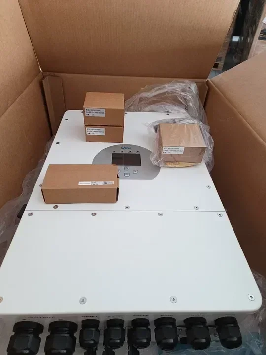 Hot sales  factory direct sales SUN-5K-SG03LP1-EU 5kW Single Phase 2 MPPT  Hybrid Inverter  LV Battery Supported