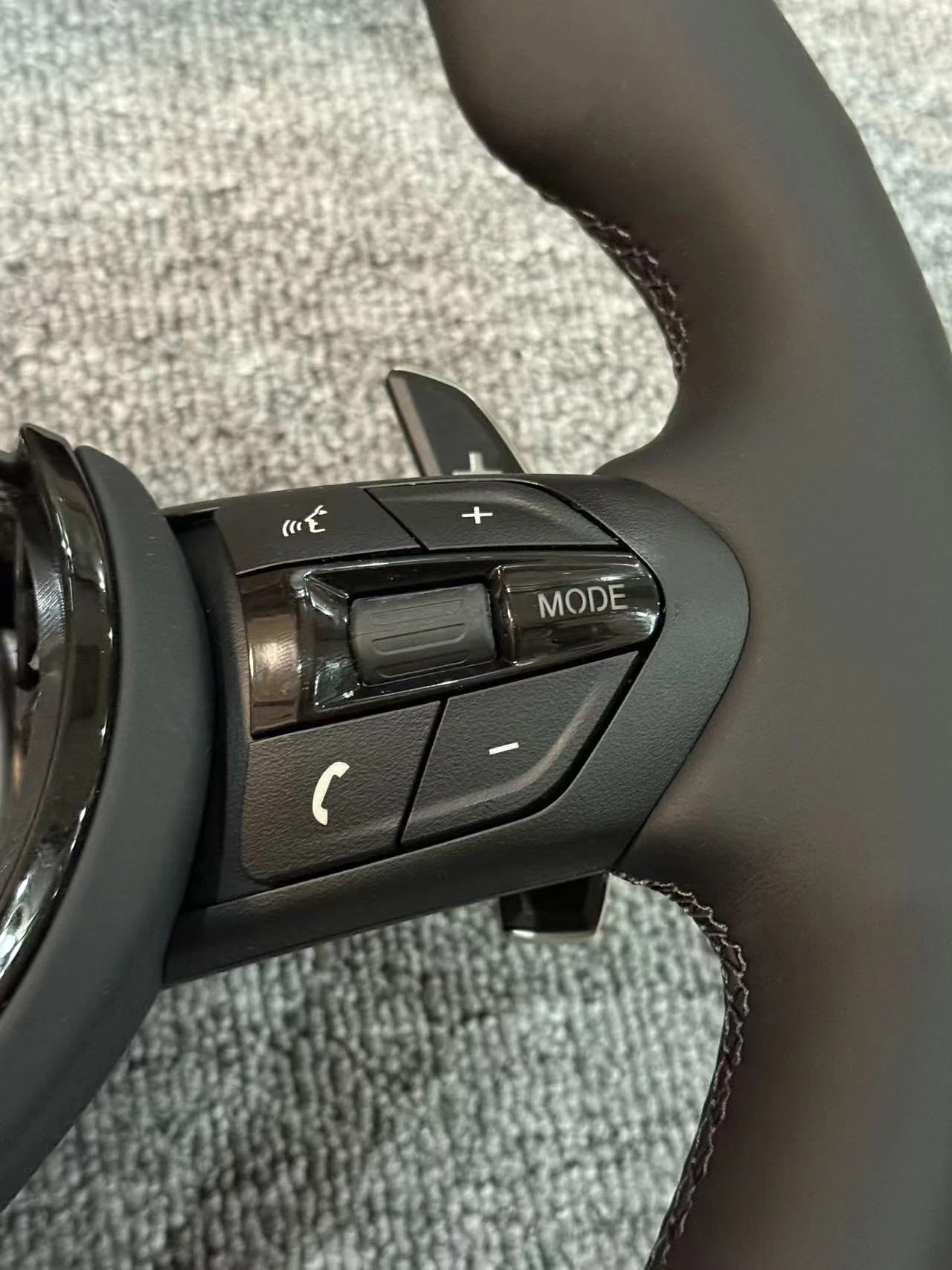 All Black Button Upgrade M Sport Steering Wheel for BMW F01 F06 F10 F11 F20 F21 F22 F30 F31 F32 F34 F36 F80 F82 E70 E81 E90 E92 view 3