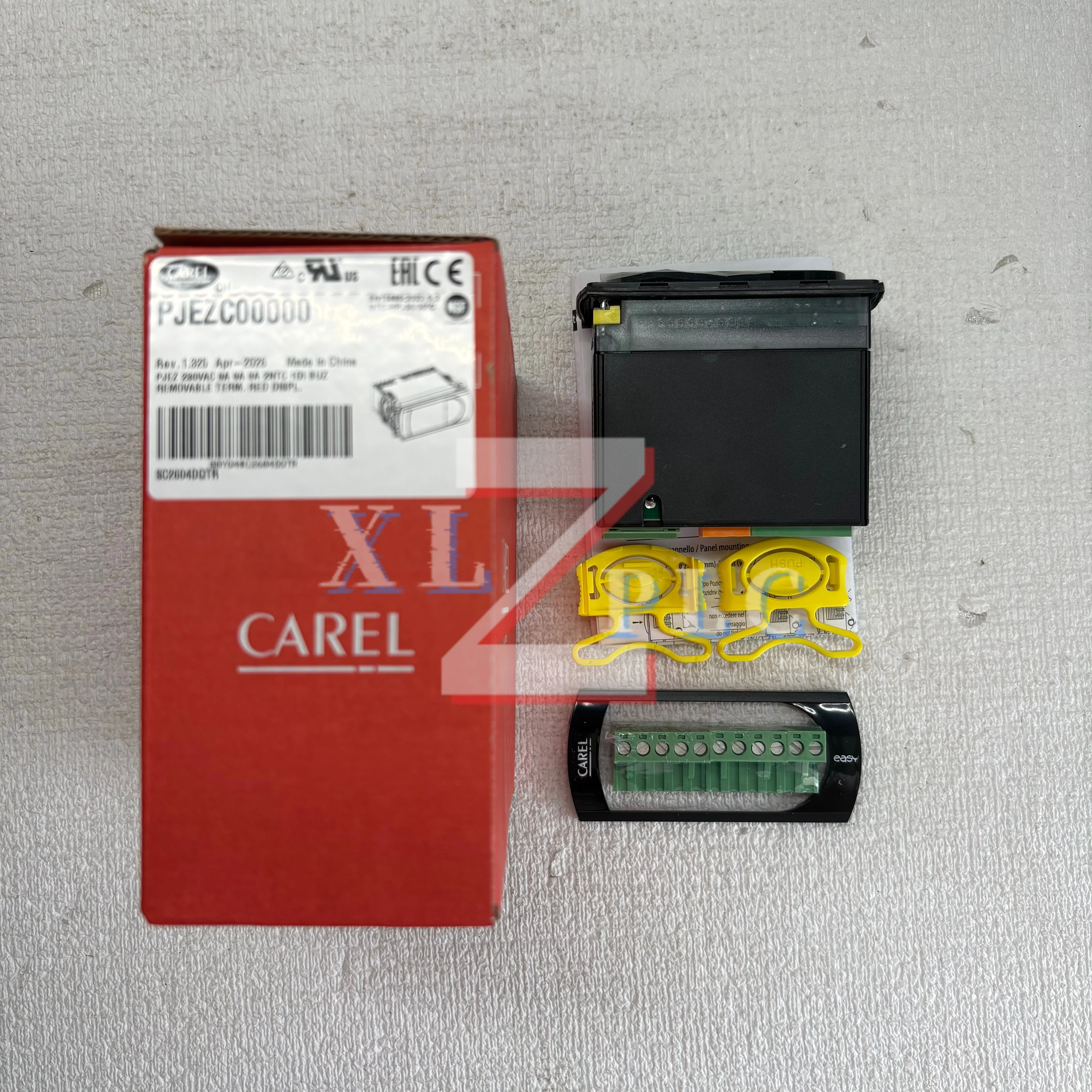 PJEZC00000  IR33C0HB0M New In Stock   Temperature Controller