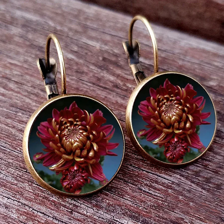 Yellow Daisy Flower Girl Stud Earrings Fashion France Earrings for Women Ear Hook Earrings chrysanthemum Glass Cabochon Earring