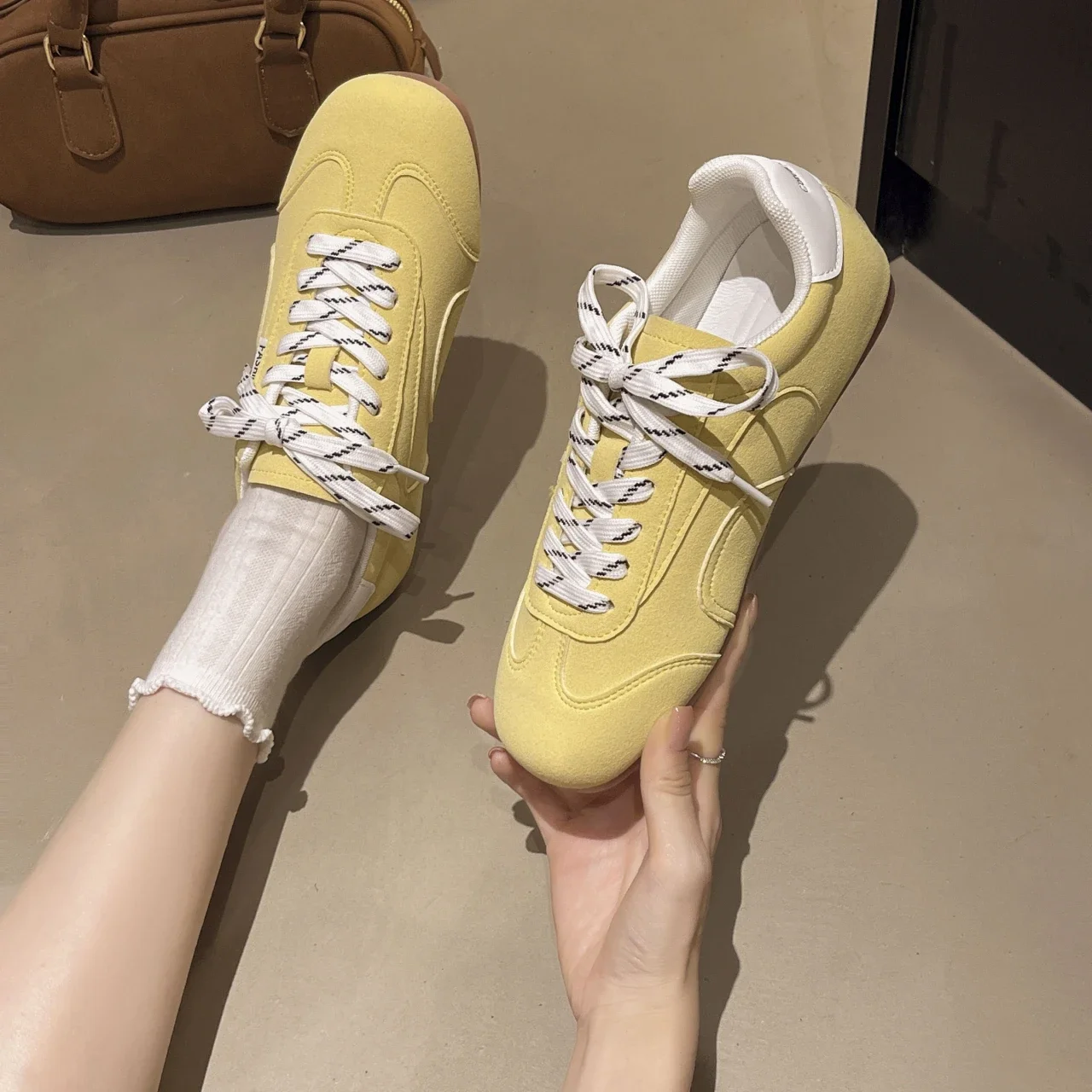 

Pop Women's Sneakers 2025 New Genuine Leather Ladies Moral Training Shoes Casual Spring Flat Shoes Women