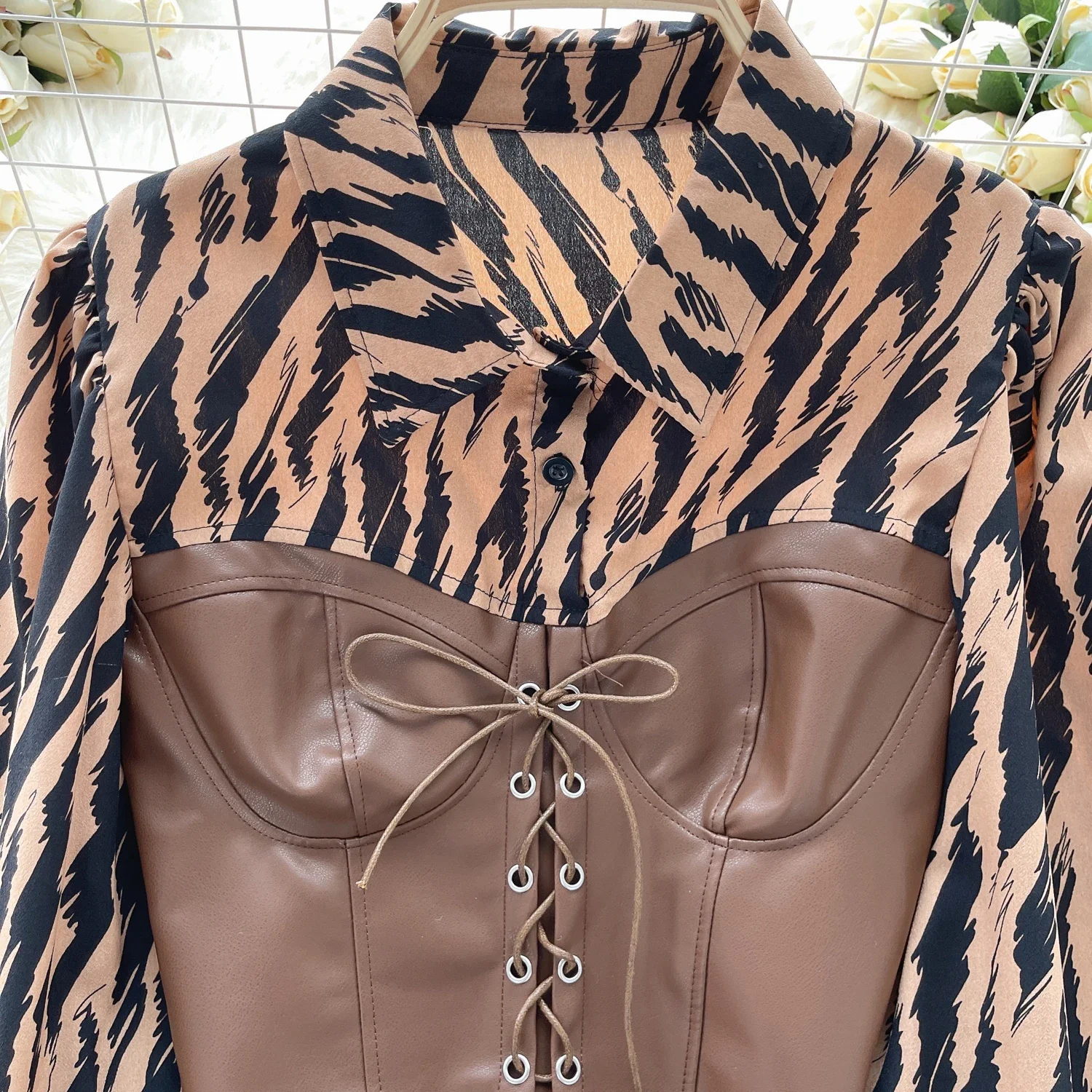 Women Vintage Lantern Long Sleeve Zebra-stripe Bandage Blouse Slim Elegant Korean Fashion Top Sexy Spring Summer Women Shirt