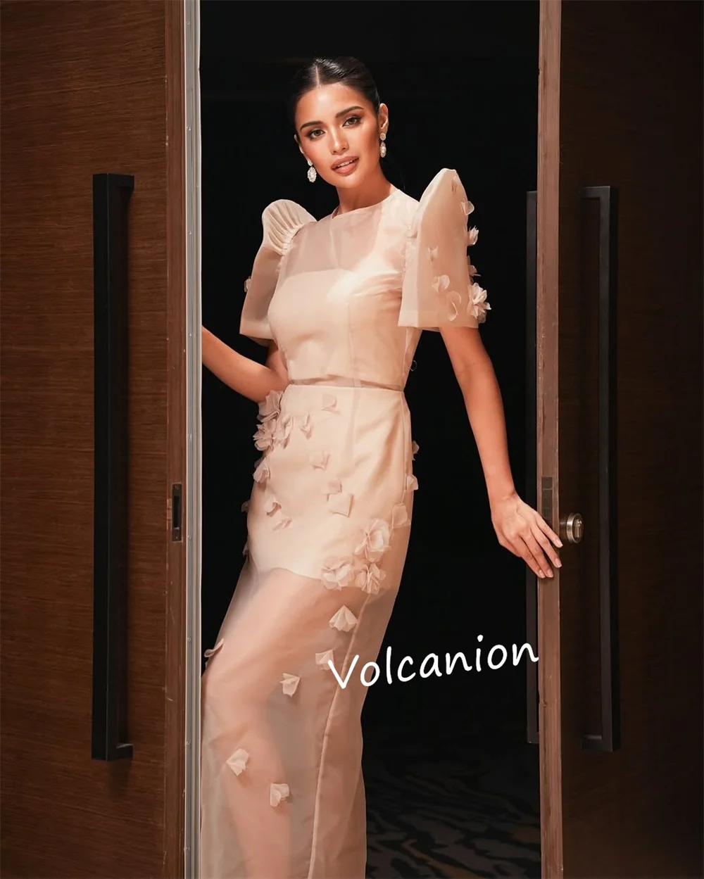 تخصيص الأورجانزا زين زهرة س الرقبة مستقيم فساتين متوسطة الطول مناسبة مخصصة أزياء أنيقة الطراز الحديث الطرف