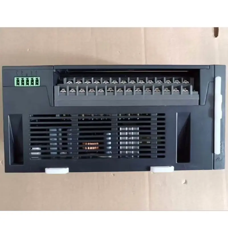 

Контроллер PLC H3S-2416MR-XP, состояние 90% нового.