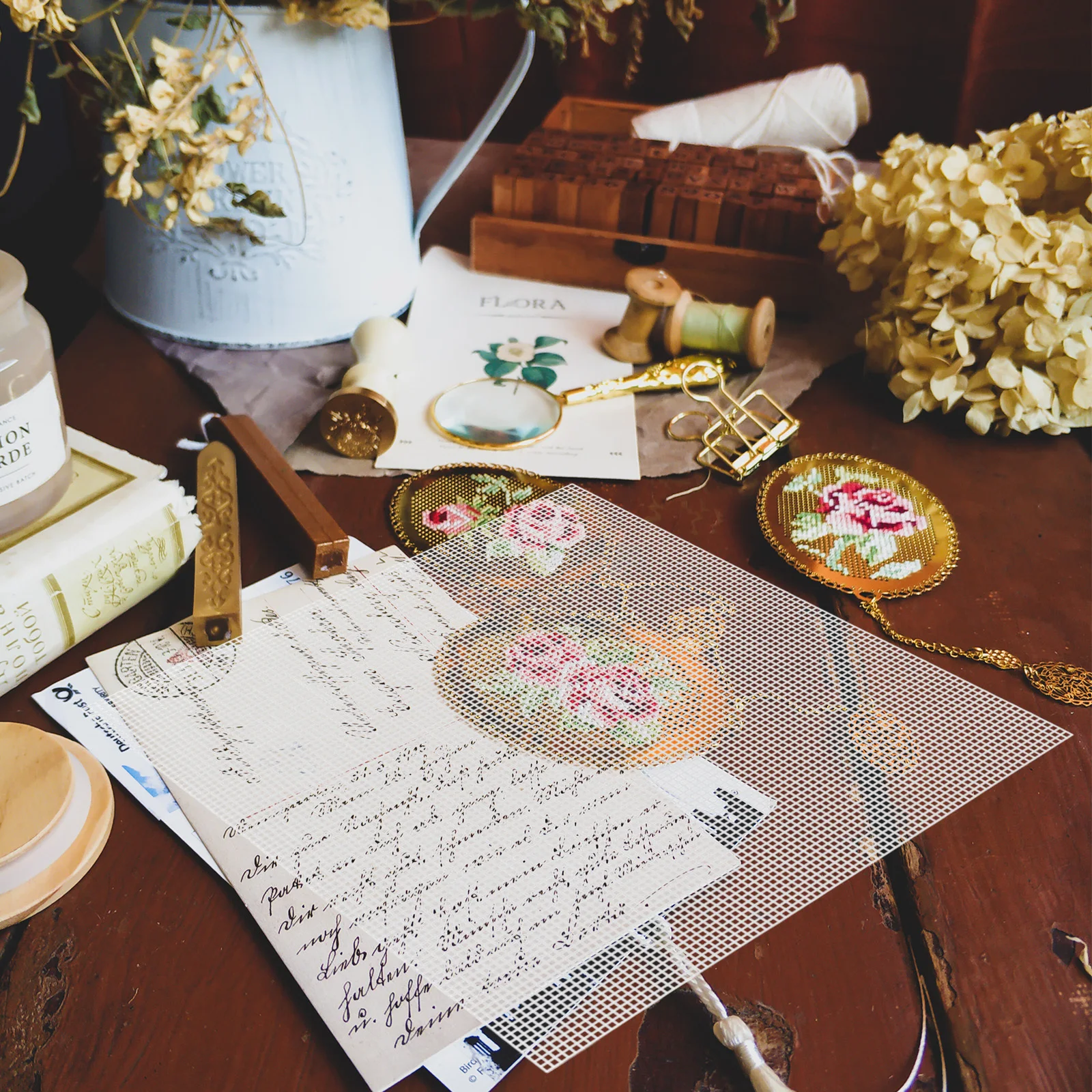 

10pcs Plastic Embroidery Sheets Precision Grid Blank Mesh Canvas For Craft Yarn Knit Crochet Projects Diy Needlework Supplies