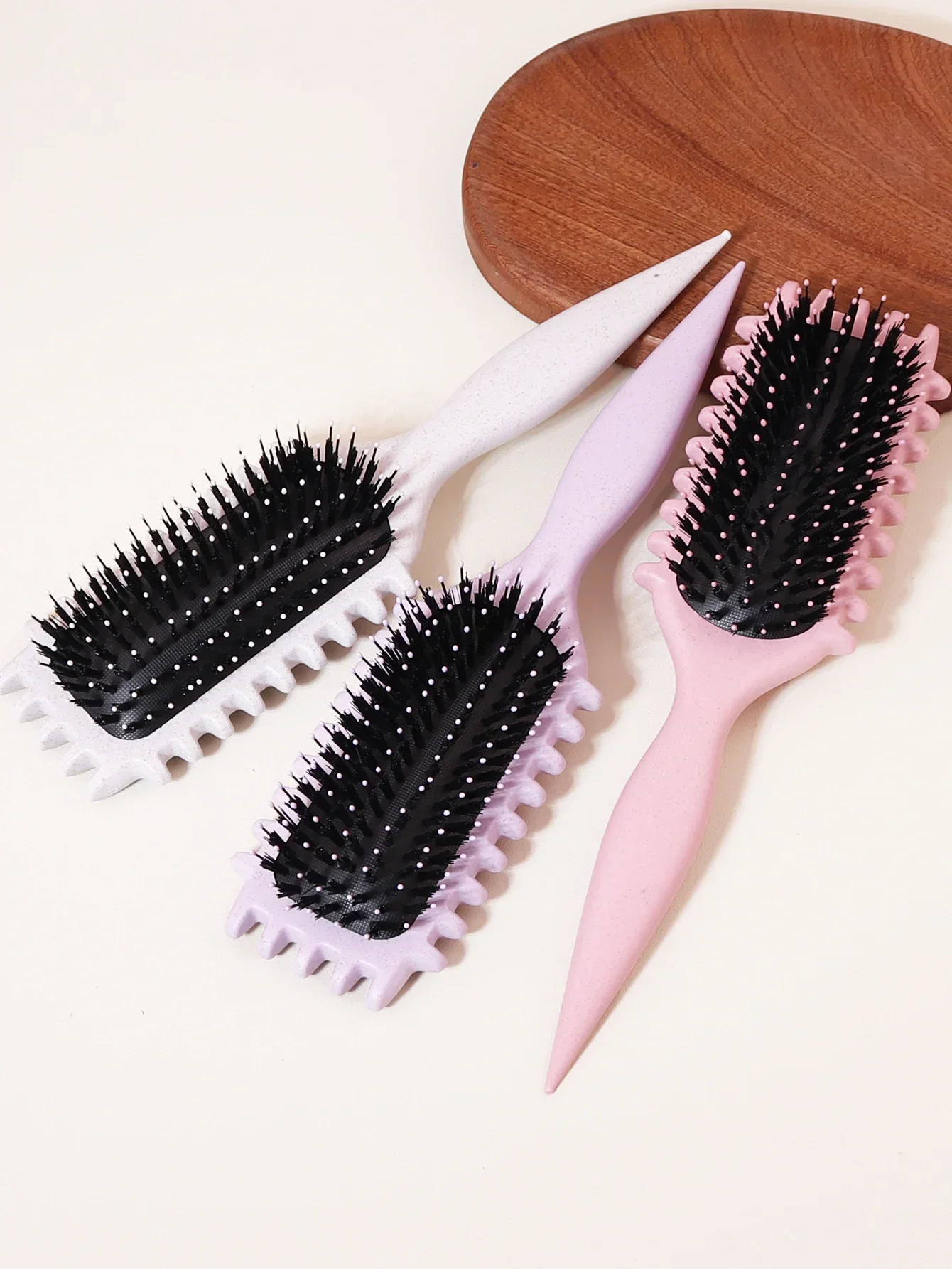 وسادة هوائية آمنة لتدليك فروة الرأس وسادة هوائية بلاستيكية مضادة للكهرباء الساكنة للعناية العملية متعددة الأغراض ومشط عصري خاص للشعر المستعار الحقيقي