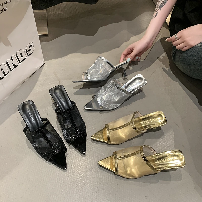 Nuevas zapatillas francesas de gama alta con punta estrecha, ropa de verano para mujer, zapatillas de tacón alto multicolor de tacón fino, 2025