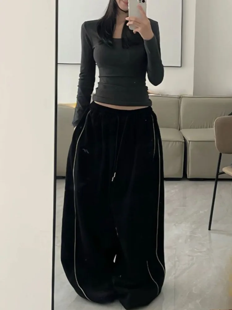 HOUZHOU Vintage Baggy Black Striped Sweatpants Warm Y2k Oversize Woman Korean Harajuku Pants Thick Casual Trousers Winter Fall