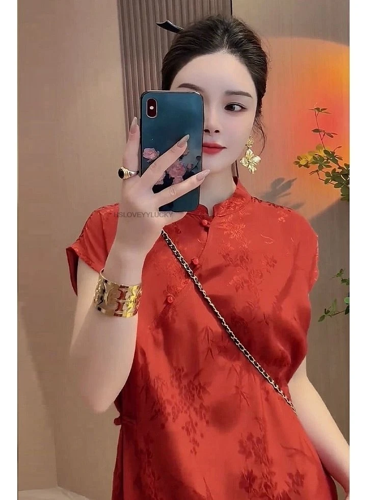 Women's Autumn New Chinese Cheongsam Red Lined Dress Sleeveless Retro Improved Qipao Vintage Satin Lady Daily Cheongsam