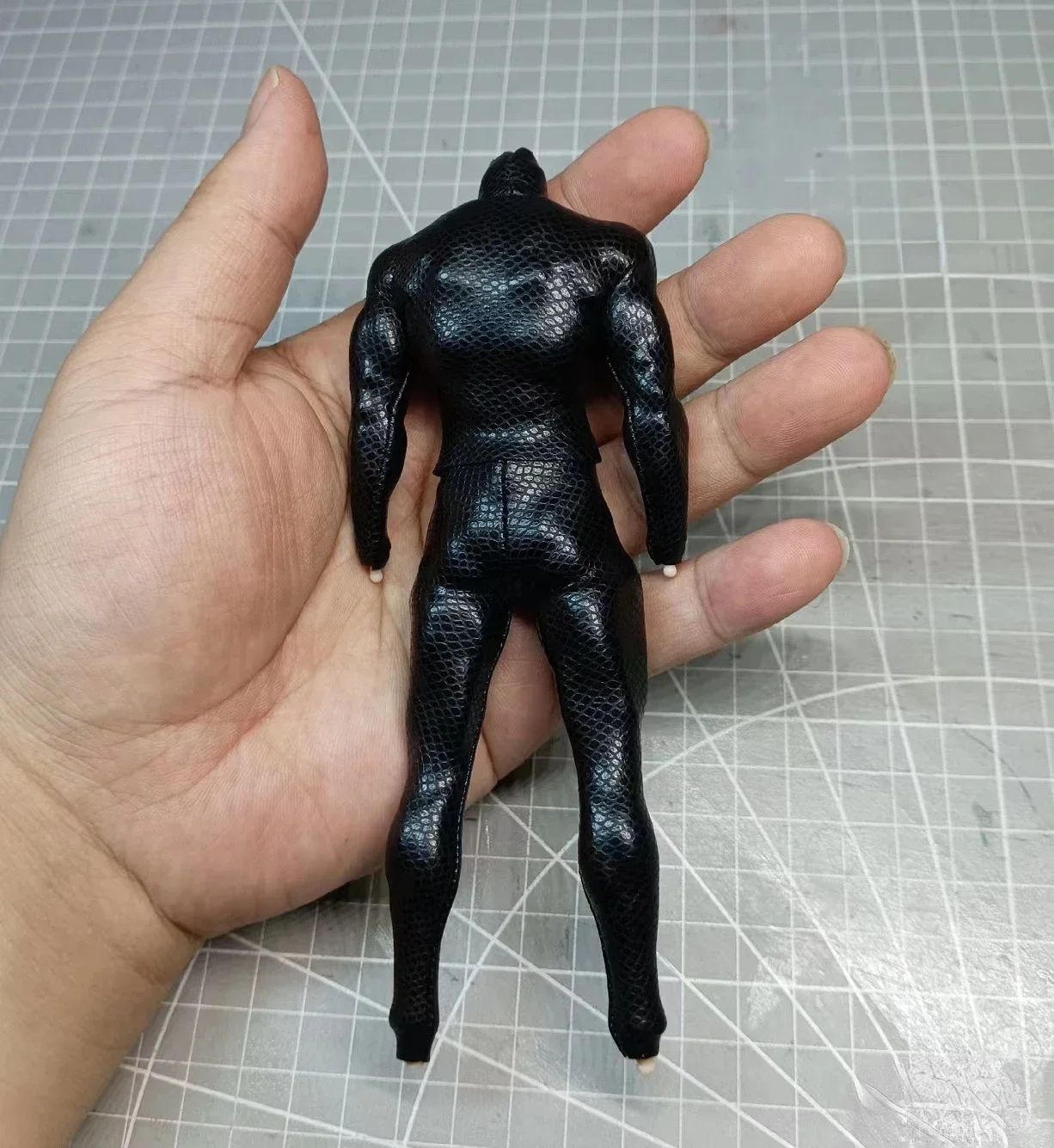 1/12 Scale Black Tight Scaled Jumpsuit Model for 6\'\' RomankeyxCOWL