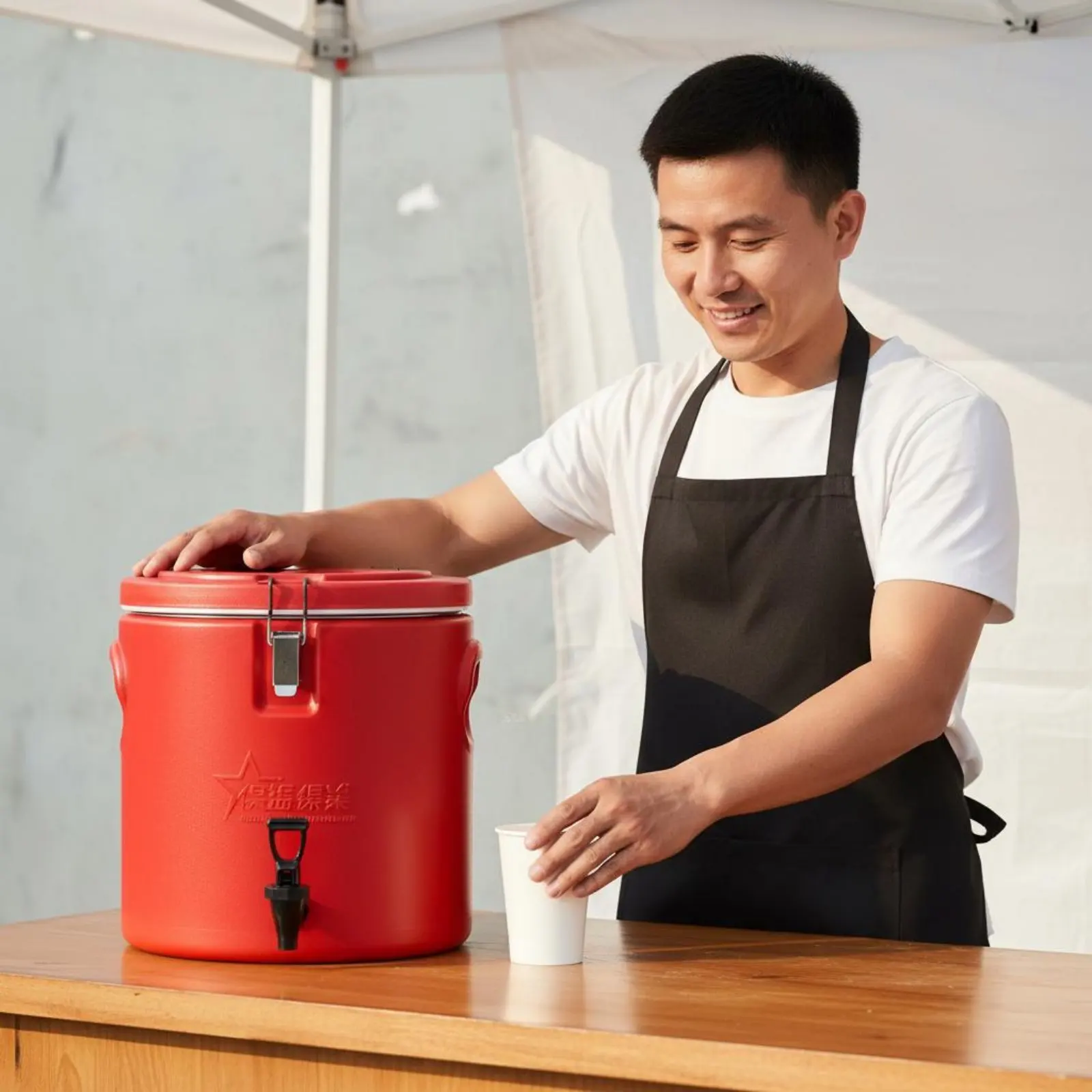 

Insulated Food Container PU Foam Insulation Insulated Food Barrel Thermal Beverage Container Leak-Resistant Closure Business
