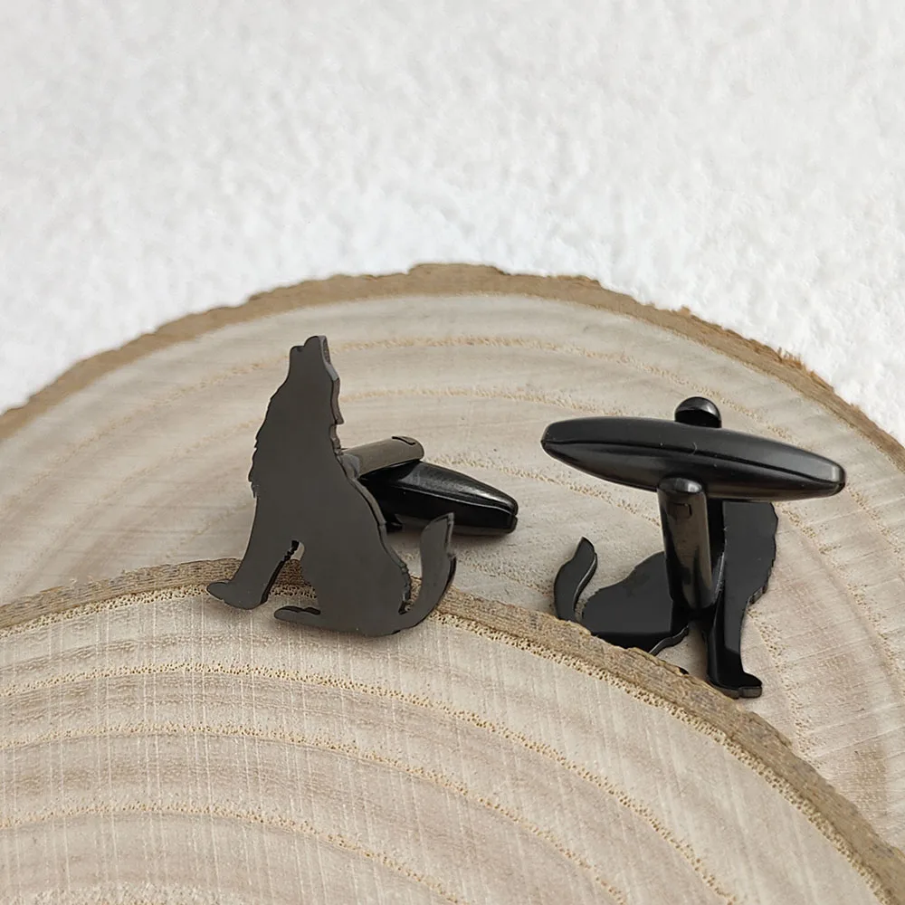 New Howling Wolf cufflinks, fashionable metal shirt cufflinks, retro style suit accessories, suitable for dinner parties