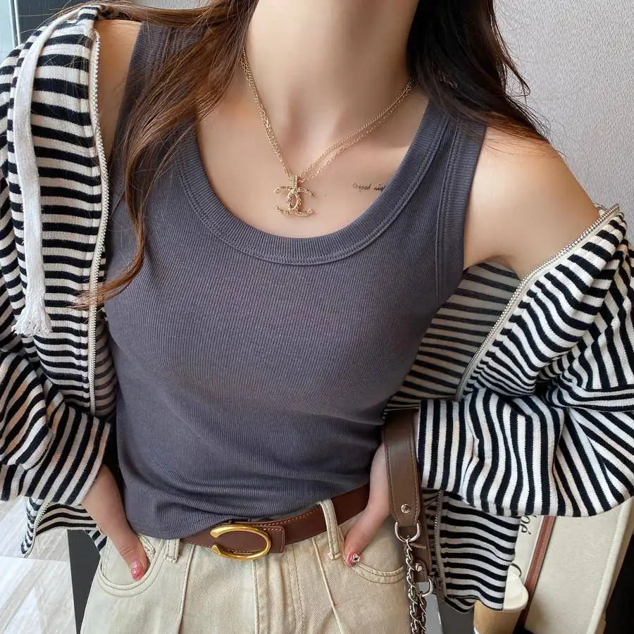 White Base Layer Strap Vest Women's Inner Wear 2026 Spring Summer New Style with Chest Pad High Level Outerwear Small Top