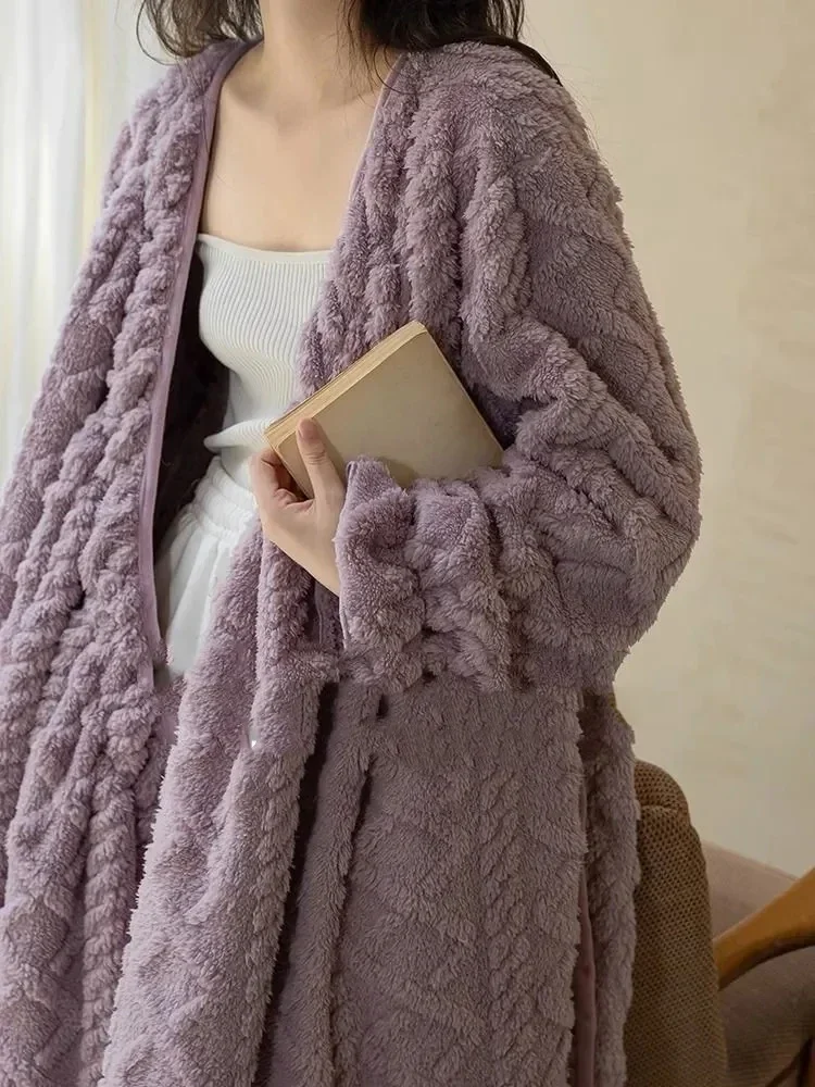 

Korean Style Thick Warm Elegant Flannel Nightgowns Women Simple Gentle Tender Fluffy Heating Nightdress Winter Soft Sleepwear
