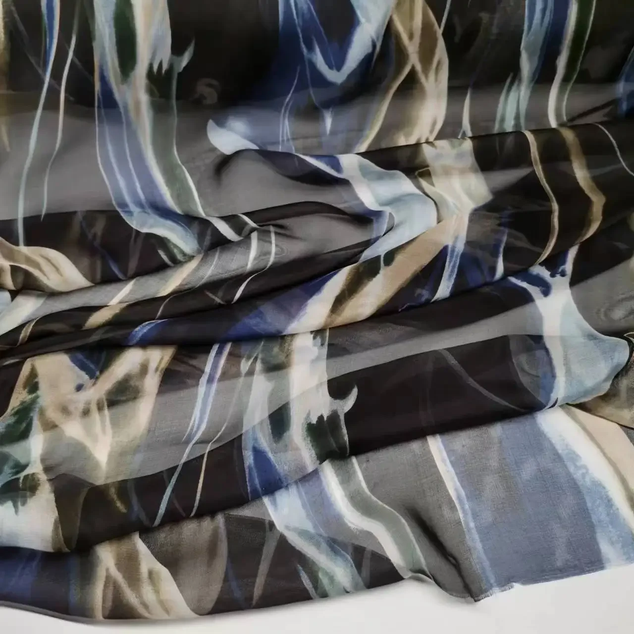 Tissu en mousseline fine à imprimé floral, grande économie, 100% soie, qualifié, respirant, 100%