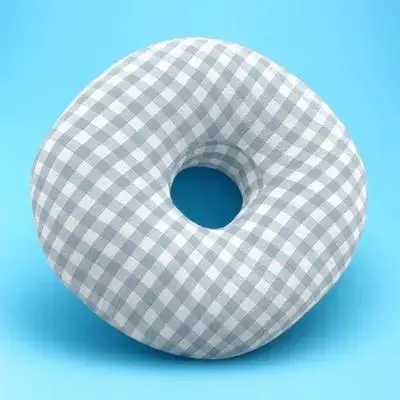 

Anti Ear Pain Piercing Pillow Round Soft Sleeping Pillow Perforated Cushion for Ear Piercing Comfortable Side Sleeping Essential