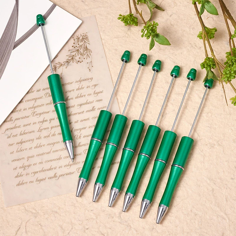 30 ชิ้นคริสต์มาส Beadable ปากกาลูกปัดปากกา DIY ลูกปัดพลาสติกปากกา Xmas Tree ลูกปัดปากกาสําหรับโรงเรียนสํานักงานของขวัญ Craft Party Supplies