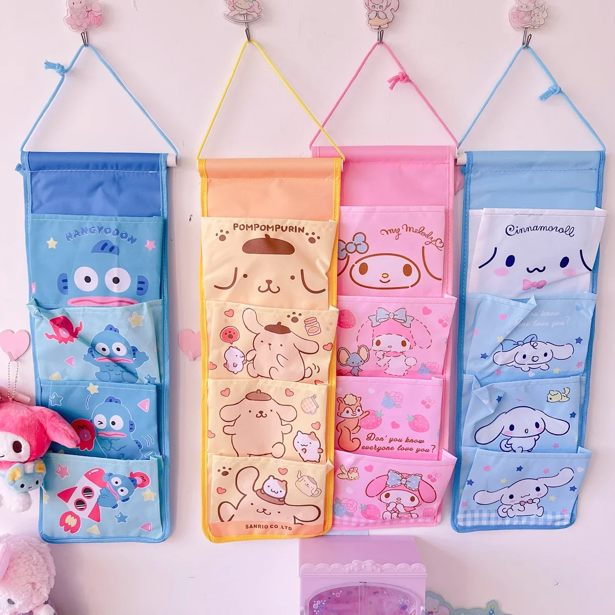 Sanrio Creative Wall Hanging Storage Bag Cartoon Kawaii Cinnamoroll Kuromi My Melody Multi-compartment Pochacco Bag Sundry Bags