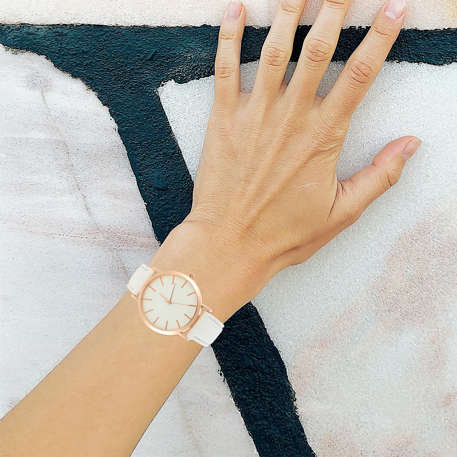 

Кварцевые женские часы, простой стиль, прочный ремешок, удобные офисные вечерние повседневные наручные часы, декоративные часы