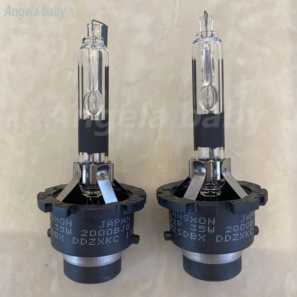 Set Of 2 Pieces New D2R 35W Xenon HID Headlamp Bulb For Nissa-n Lexu-s LS430 OEM 90981-20008