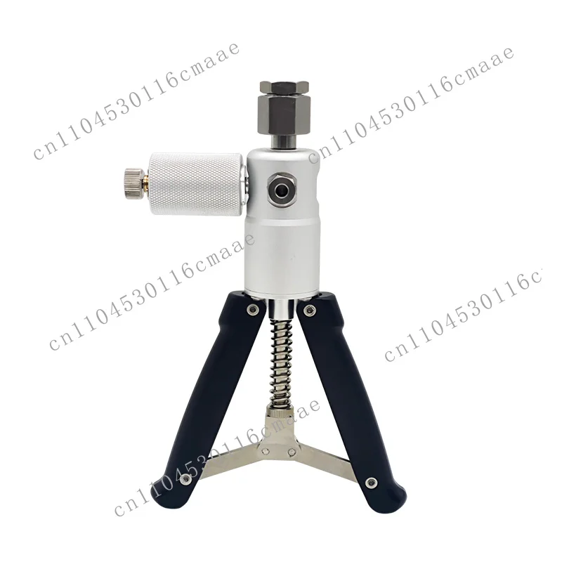 Portable manual air pressure calibration pump 60Bar for industrial instrument calibration