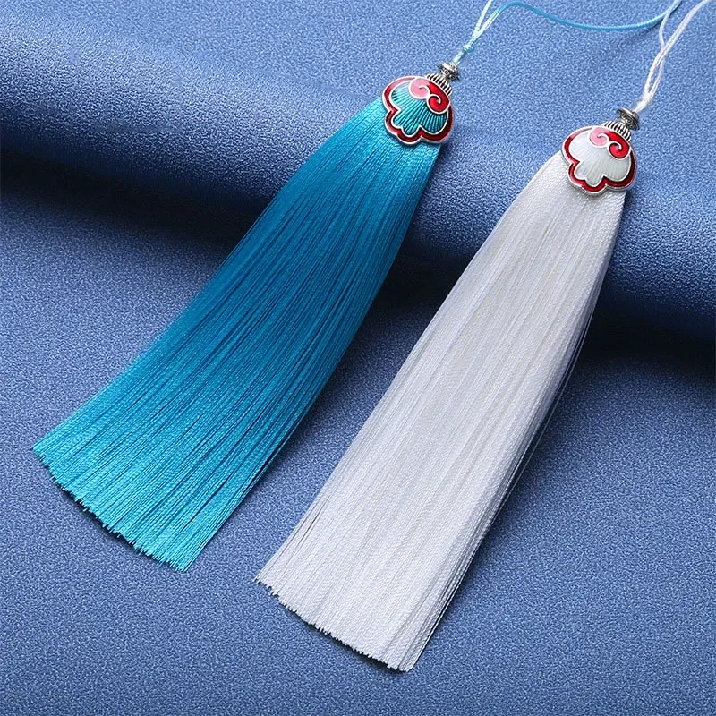 2Pcs Tassels Craft Tassels Cloud Hat Tassel Silky Handmade Soft Tassels for Crafts Jewelry Making DIY Accessories