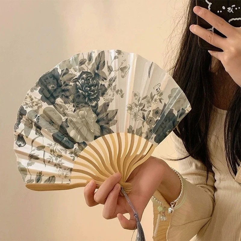 Chinese Japanese Style Silk Fan Folding Fan Wedding Fan Art Gifts Dance Hand Fan Vintage Bamboo Folding Hand Held Flower Fan