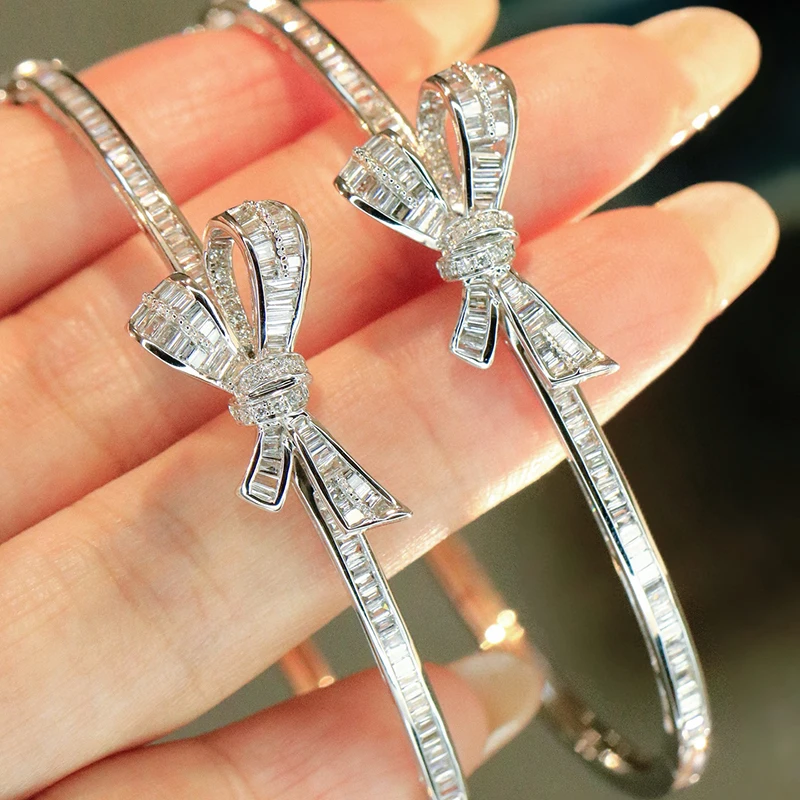 Aazuo Luxury Jewelry Real 18K White Gold Real Diamonds 1.0ct Bowknot Bangle For Woman Upscale Trendy Wedding Engagement Party