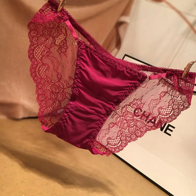 Sexy Women's Lace Ladies Panties Comfortable Underwear No Trace Ice Silk Student Panties Female Temptation Triangle Panties New