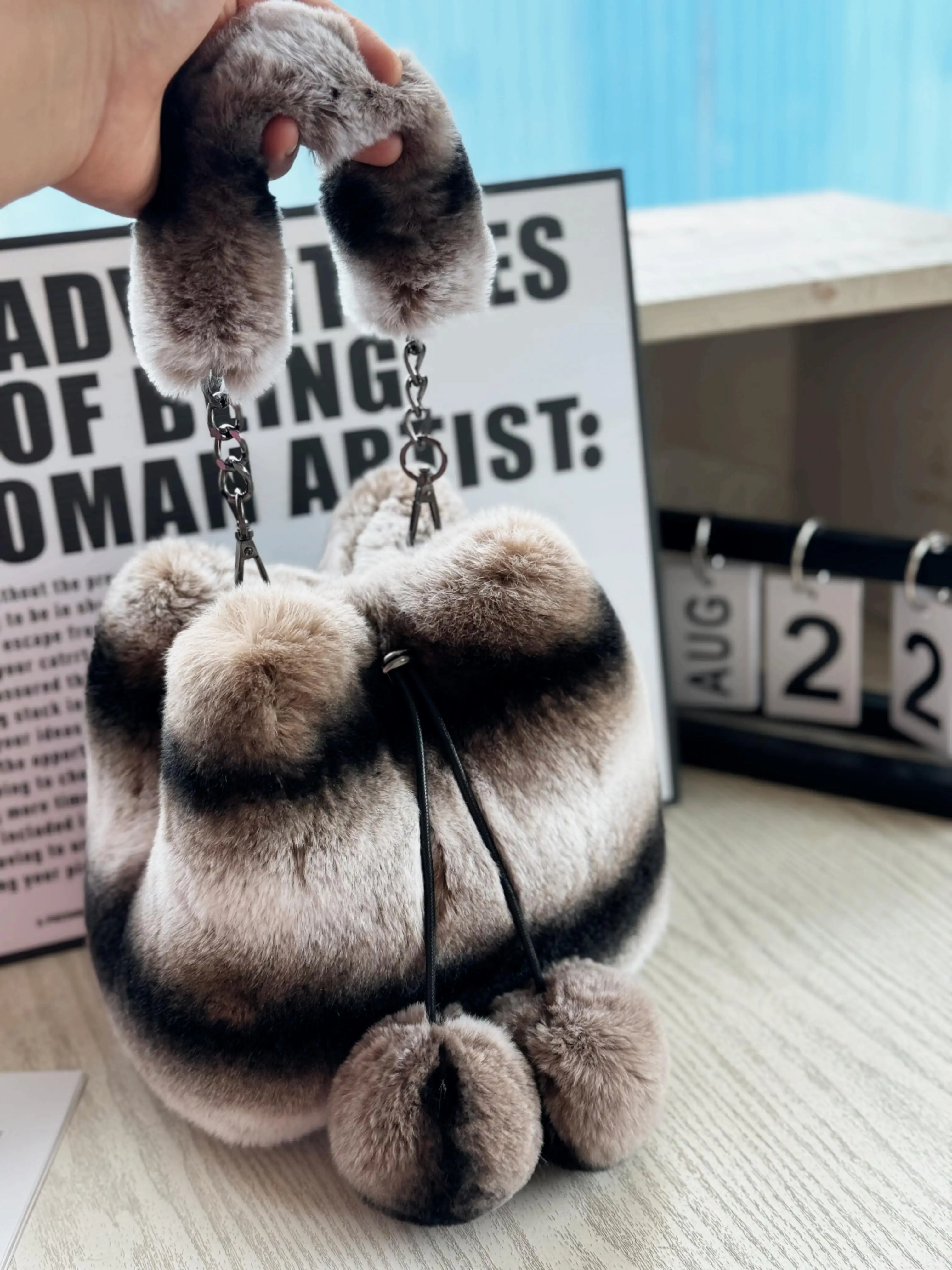 

Soft Plush Minshu-Rex Rabbit Fur Women's Handbags real Fur Female Fluffy Clutch Purse Winter Fashion Furry Tote Shoulder Bags