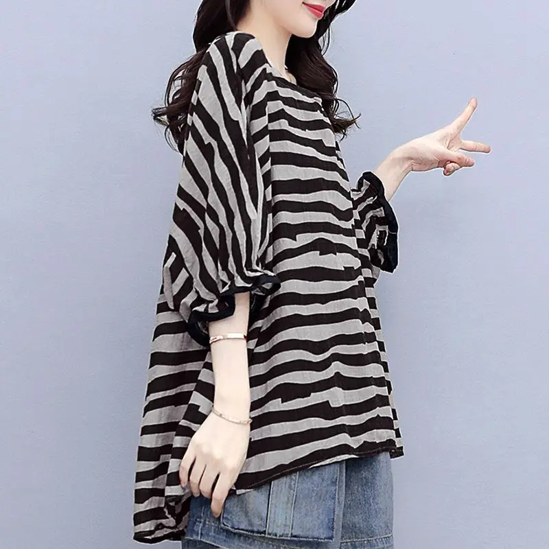 Trendy Women's Clothing Striped Print Oversized Streetwear Harajuku Y2K T-shirts Summer Female Casual Bat Sleeve Irregular Tops