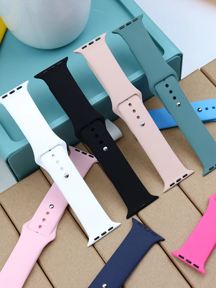 Silicone Band For Apple Watch strap 44mm 45mm 40mm 41mm 42-38mm 45 mm sport bracelet iwatch series 8 7 6 5 4 3 SE 9 Ultra 2 49mm