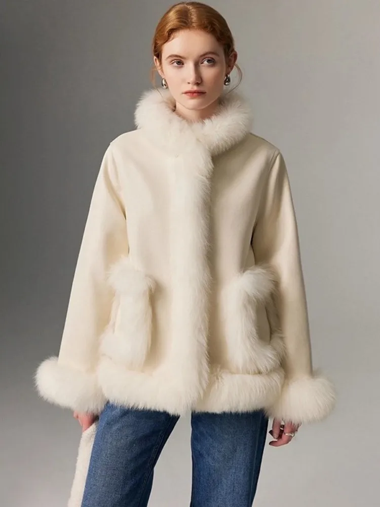 Piumino da donna con collo in pelliccia di volpe impiombato Piumino invernale caldo in oca Cappotto da festa di alta qualità Cappotti dritti da donna da ufficio