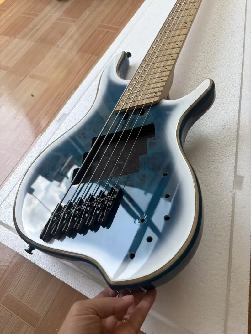 Custom 6-string bass, maple fan-shaped fretboard, black hardware, active electronic equipment, high-gloss finish, free delivery