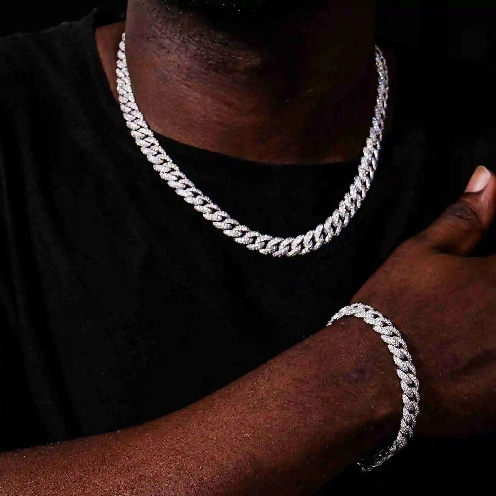 Silver-Inlaid 10mm Moissanite Two-Row Stone Design Beveled Edges 18K Gold Plated Cuban-Link Chain Trendy Necklace..